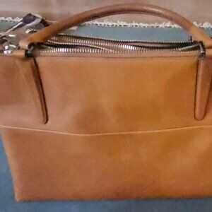 COACH - Elegant Brown Leather Satchel